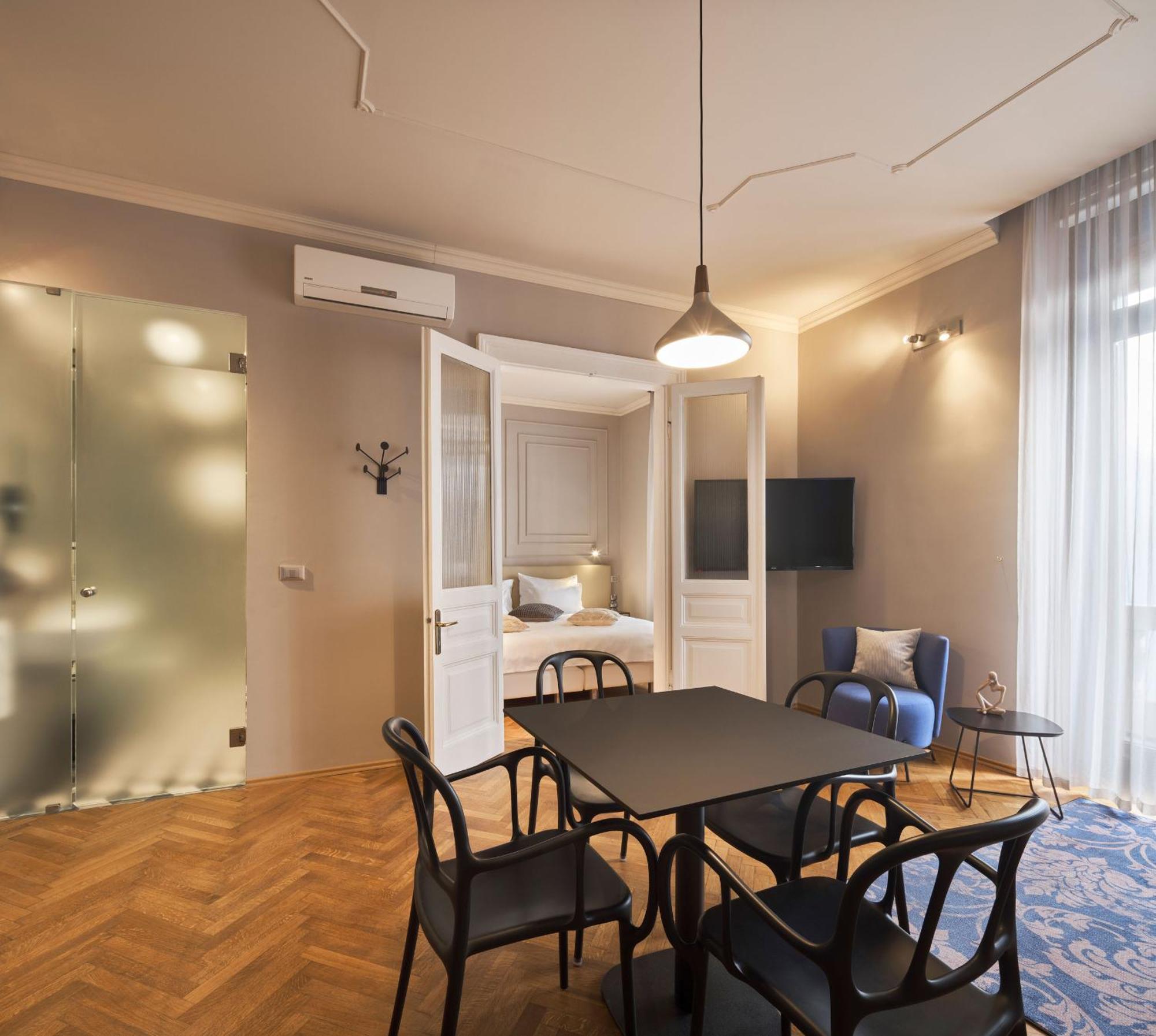 Urbanauts Beletages Sonata Apartment Триест Екстериор снимка