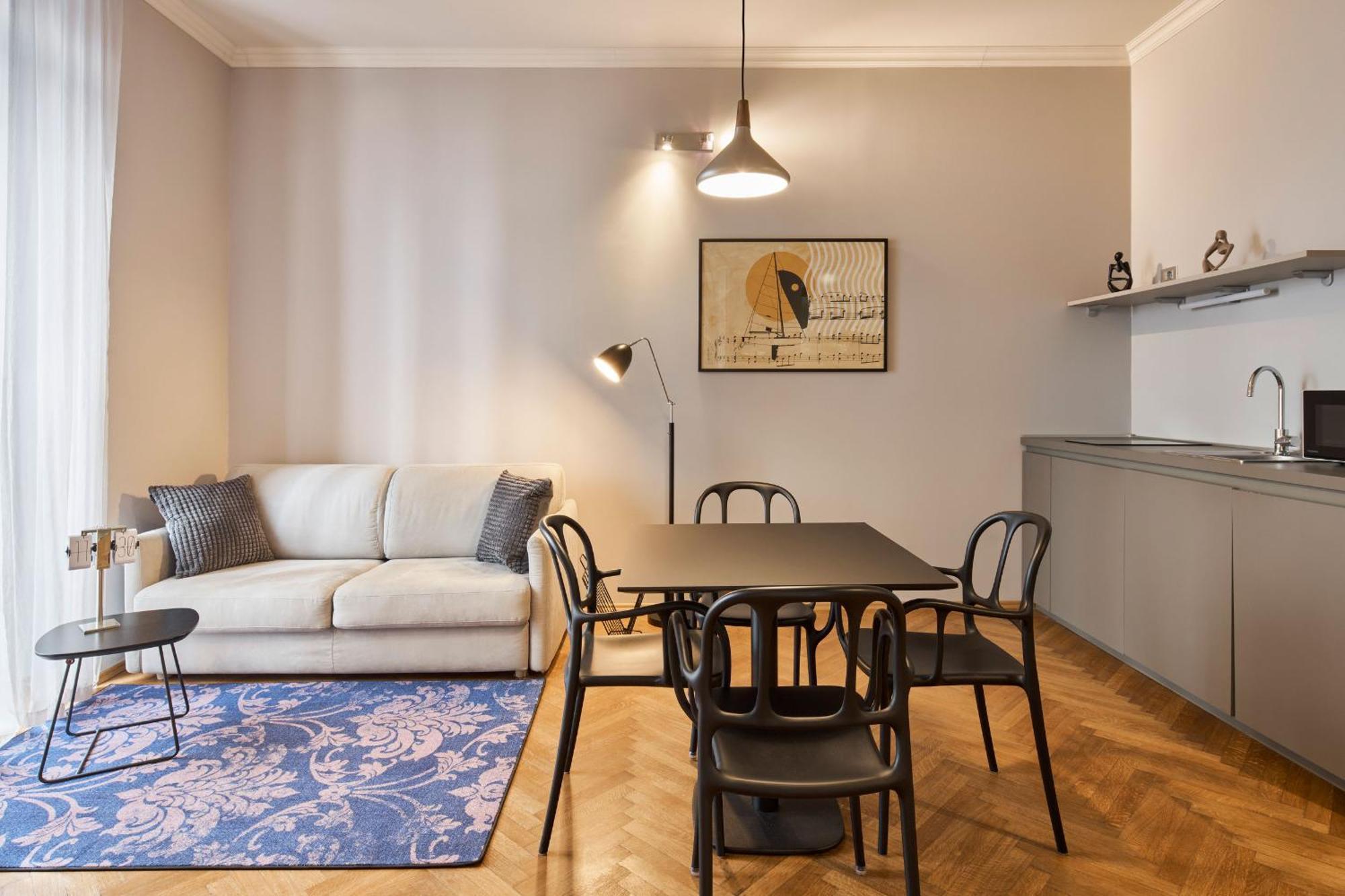 Urbanauts Beletages Sonata Apartment Триест Екстериор снимка
